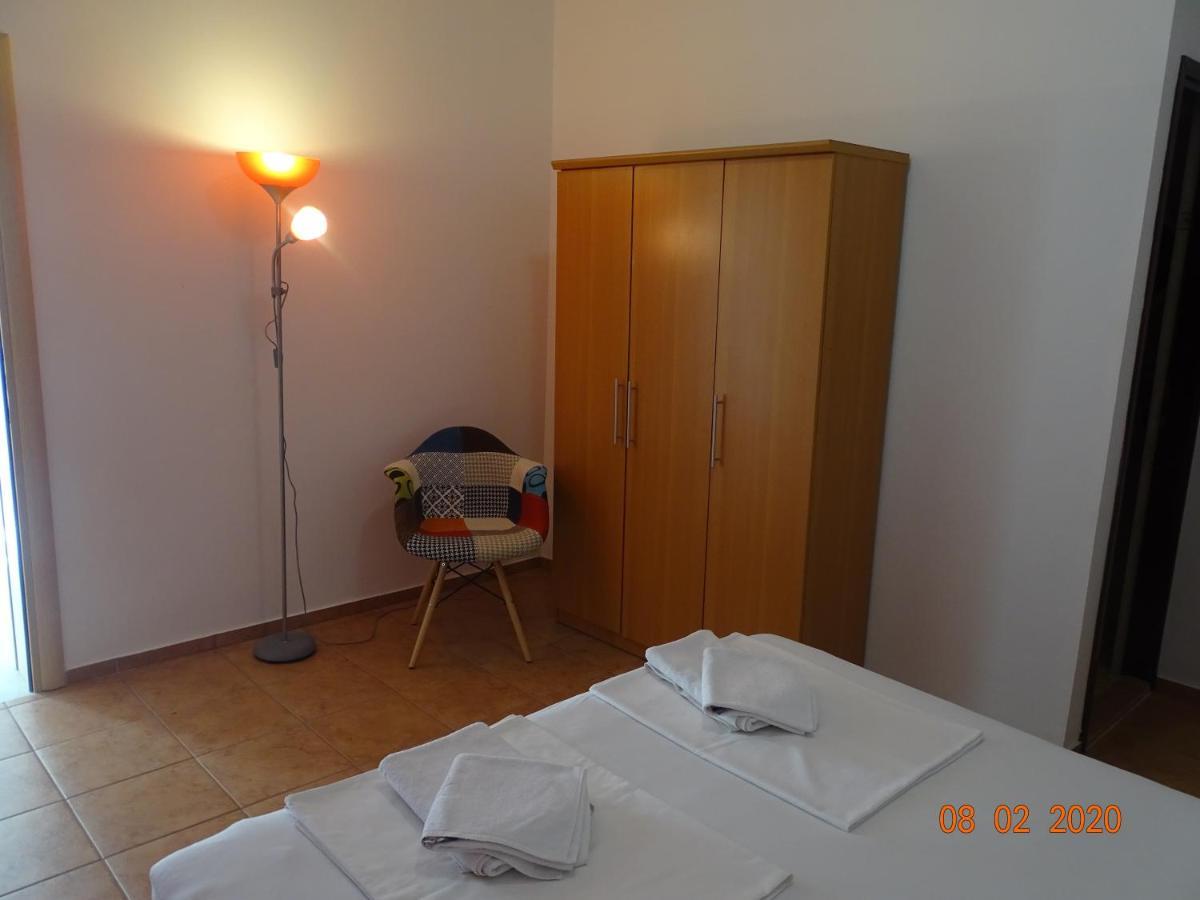 Antea & Magdalena Apartment Pirovac